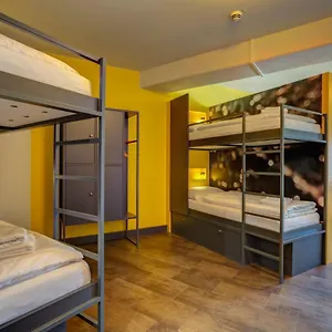 Hotell Meininger Olympiapark, München